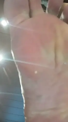 Would you like to lie on the floor, seing this?