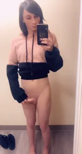 You touch mine and I’ll touch yours?🥰