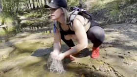 I’m horny, who wants to fuck me ?