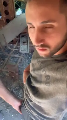 Hot day on the abandoned trains, I found someone to get all the milk out of me 🍆🤤 more in my profile🔥