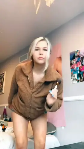 Rianna Sun is so fucking dumb and annoying, but man I would fuck her.