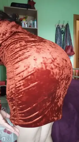 Do you like my new dress? [f] [oc]