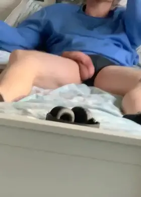 could use a hand here 👀