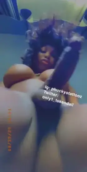 Absolute wife material! Keeps me gooned