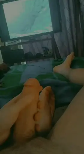 Cockhead shiny with cum while I play with my thick cut cock 💦💦💦