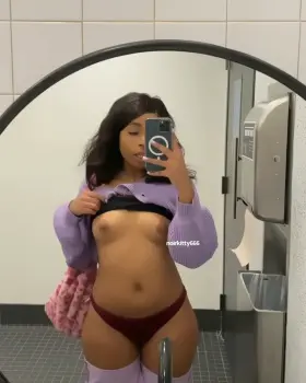 flashing in public turns me on so much knowing someone might catch me