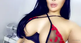 Can i come over to meet your parents in this? 🎅🏻 (f)