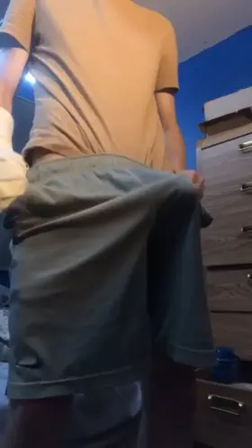 Something hiding in my shorts🙈