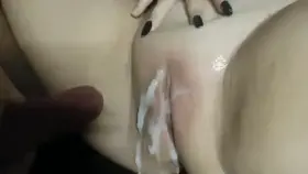 I love to feel cum on my pussy