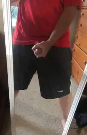 Spraying my mirror💦