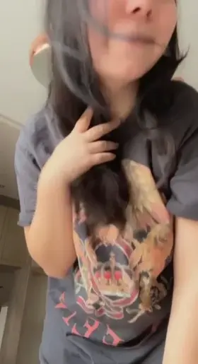 Do you like curvy students?