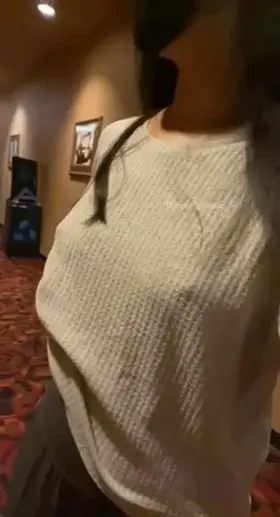 Somehow my date can’t remember the movie [gif]