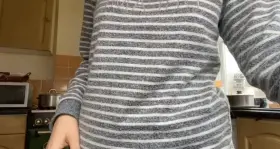 Little tease in the kitchen 😈