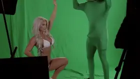 Man can't help himself