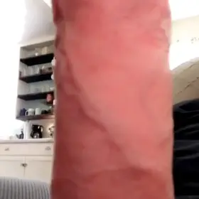 Daddy hiding his forearm behind his fat throbbing monster cock🥺