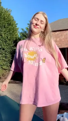 baggy shirt drops are the best 💗