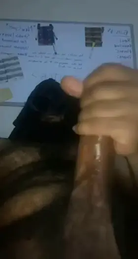 Jerking the nut out my hairy cock