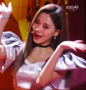 TWICE - Tzuyu, Nayeon & Jihyo