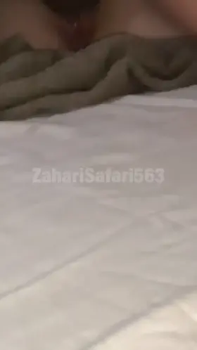 Sometimes all your wife needs is a giant 🍆 cock to make her squirt