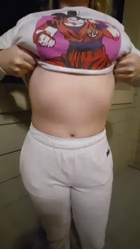 Behind every Goku is a strong Chi-Chi!