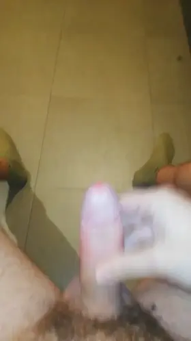 Decent amount of cum I guess :)