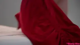 Kylie Quinn - Playing House With My Stepsister