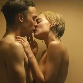 Margot Robbie in Dreamland new Blu-ray source (cropped)