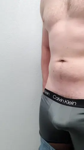 Popping out to pop off