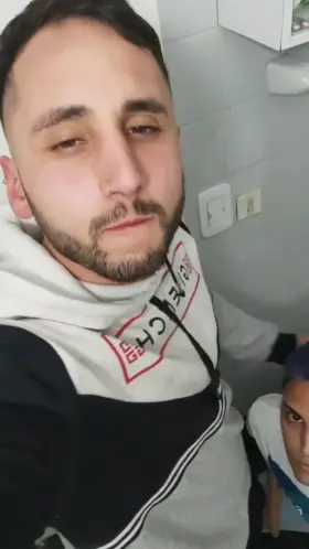 growing bigger and bigger🥵🙊 tell me if you can suck me better than him🍆 go to comment section for full video & all my hot content💦