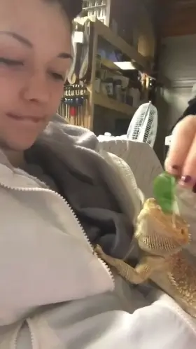 I was really fucked up so forgive me being ditzy 😂🍼