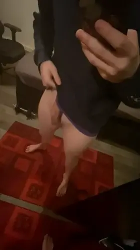 Who wants to suck hmu