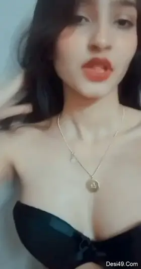 Most viral girl share her nudes with her boyfriend and her best friend Full Videos Download link in the commments