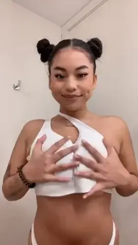 Something about flashing my Blasian Tits turns me on 🥰😘
