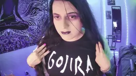 want to listen to Gojira and trip together? <3