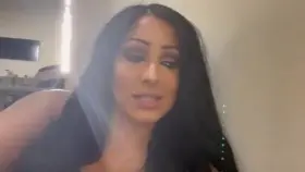 Mandy Leon wishes a Happy Titty Tuesday 😏