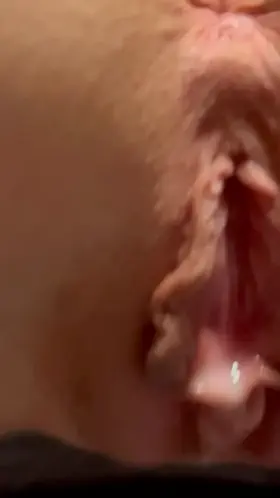 My bull creampied me while i kept sucking off my boyfriend 😈