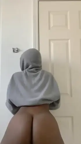 Don't you love juicy black butts