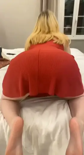 You can switch between both holes