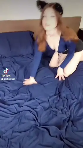 A well-trained doggy!