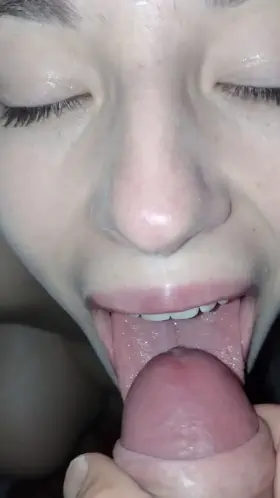 (OC) I always play with cum before swallow...can I play with your cum?