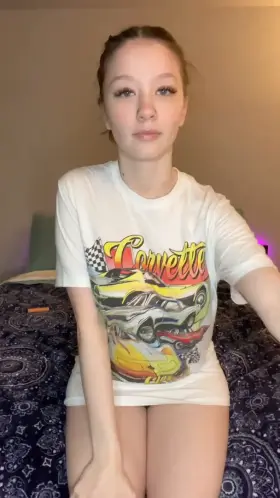 Mmm, hot soft tits 😈, your present is ready😍