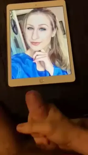 Who else wants to cover her like this guy? Need asap, I have more pics. Kik 10mann18