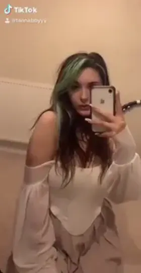 Who wants to see me undress?