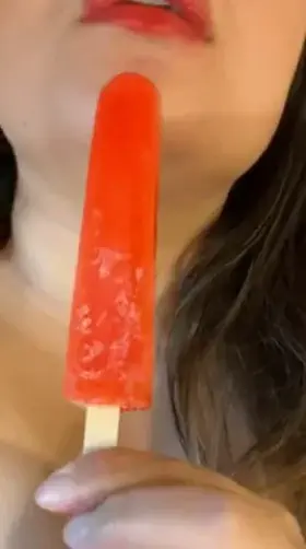 I clearly don’t know how to suck without making a mess 😏