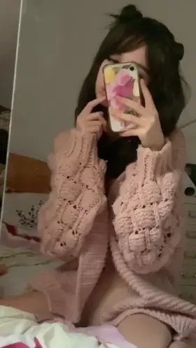 Does anyone want to use me as his cute little fuckdoll? 🥰