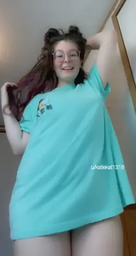 Tshirt is coming off