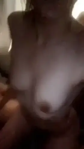 Recording herself while she rides me 💦