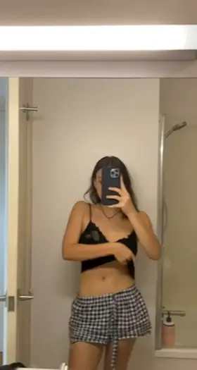 I’m 5’2 with natural DD’s, are they big enough for you? 😏