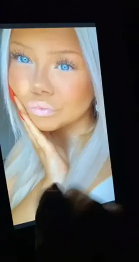 Came on this blue eyed blonde