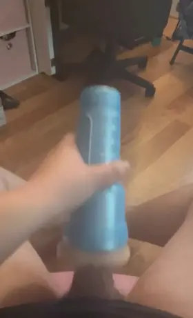 Excuse the moaning, it just felt good to cum inside 😰